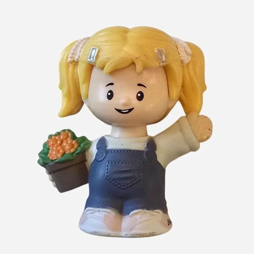 Little‎ people ET doll character